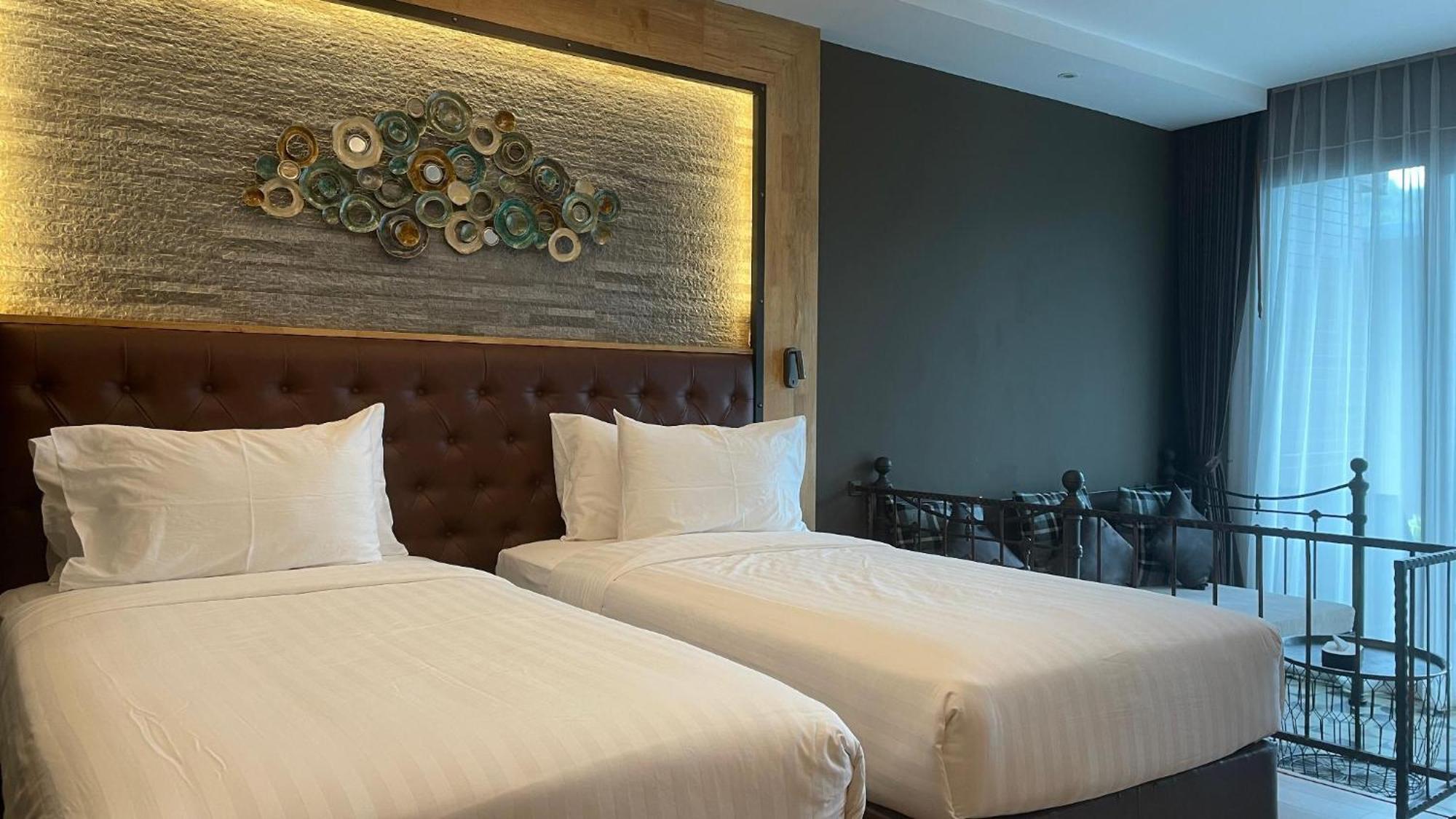 La Isla Pranburi Beach Resort Sam Roi Yot Εξωτερικό φωτογραφία