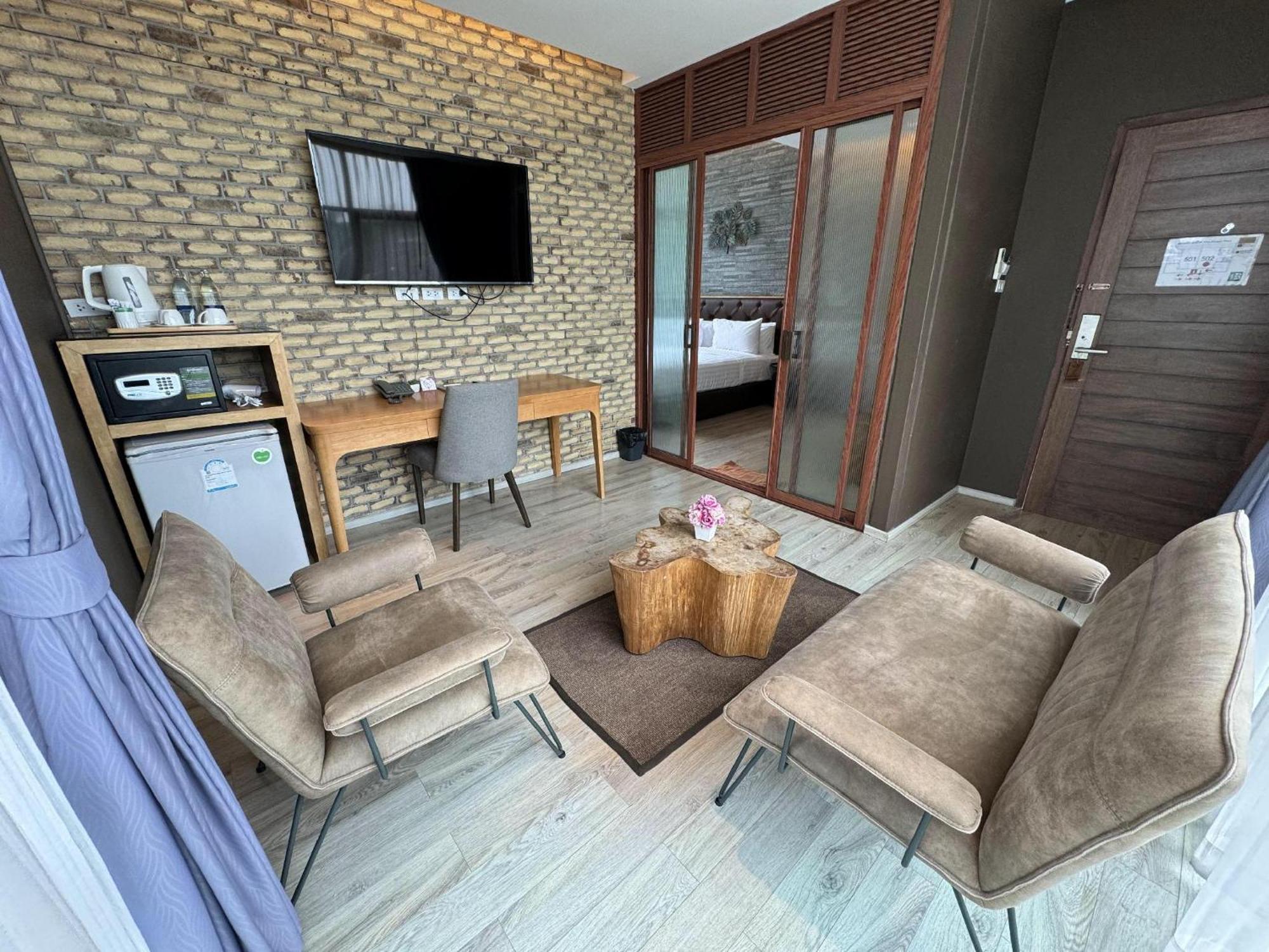 La Isla Pranburi Beach Resort Sam Roi Yot Εξωτερικό φωτογραφία